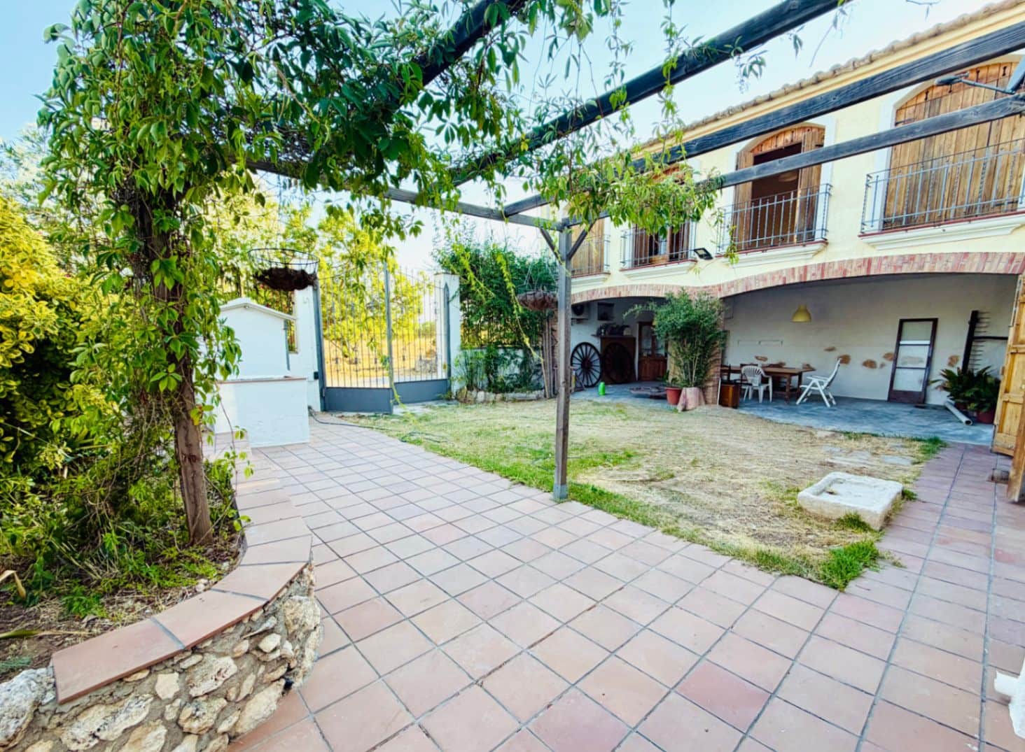 4 slaapkamer Finca/Landhuis te huur in Olerdola met zwembad garage - € 3.500 (Ref: 9956679)