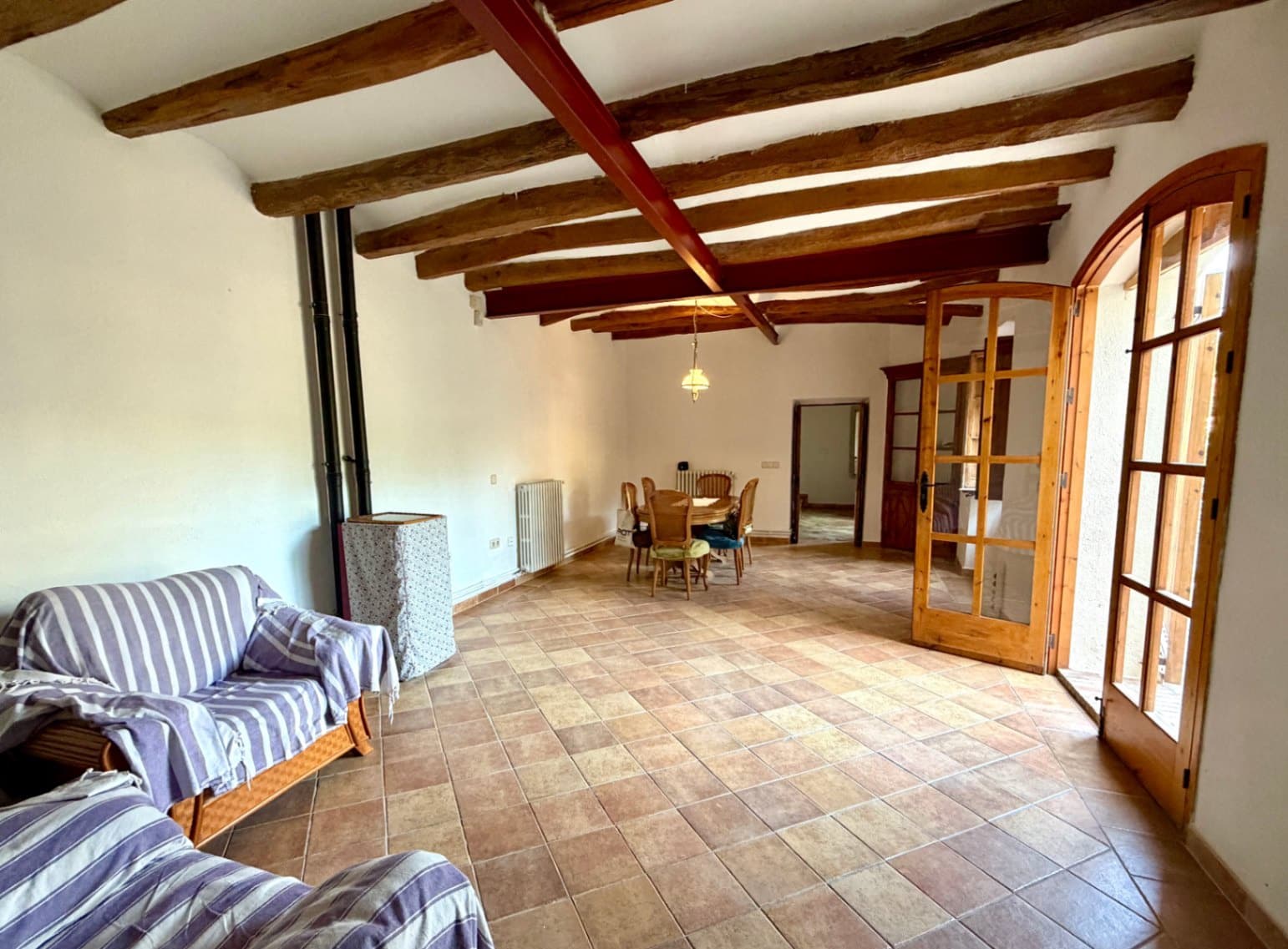 4 slaapkamer Finca/Landhuis te huur in Olerdola met zwembad garage - € 3.500 (Ref: 9956679)