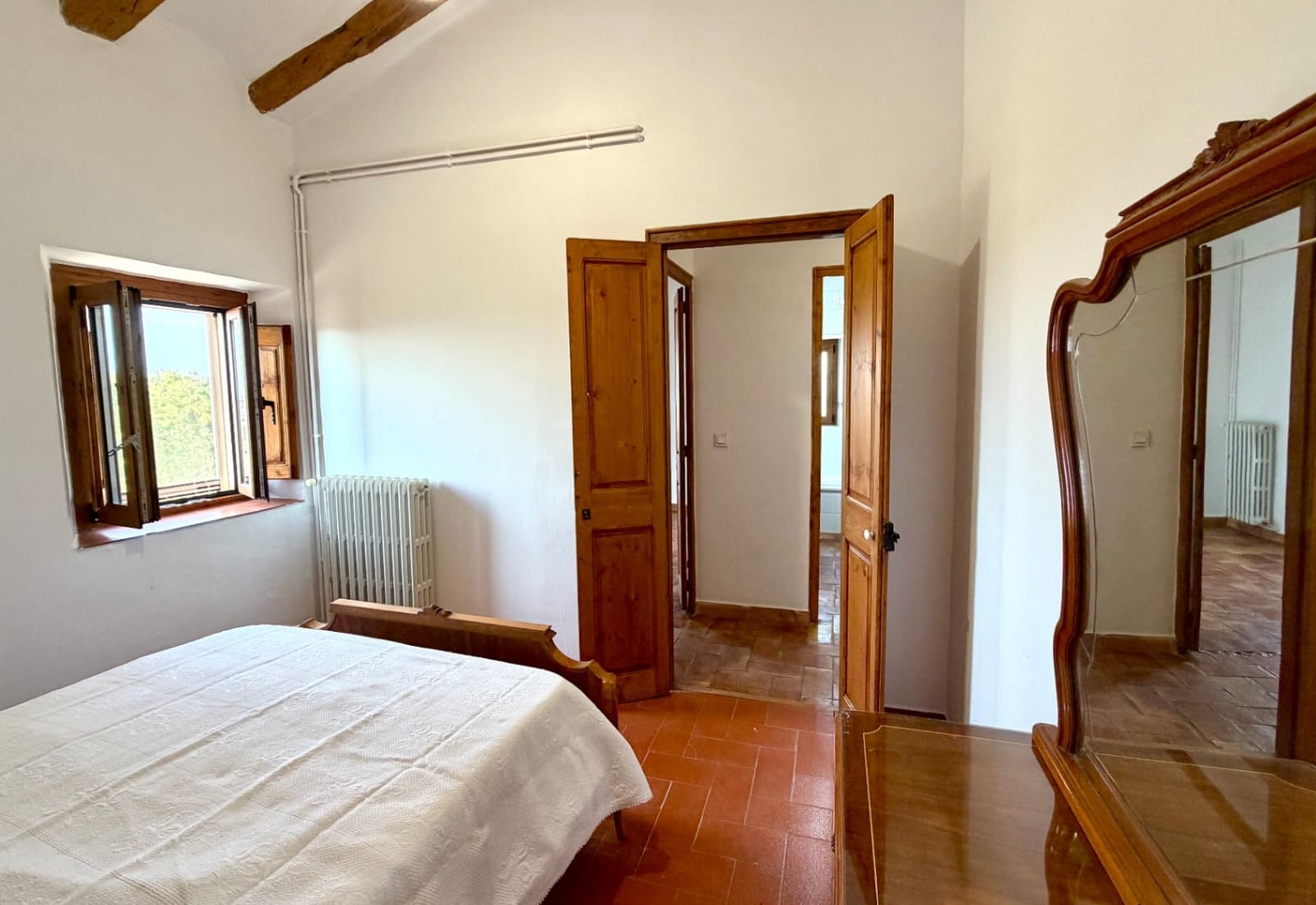 4 slaapkamer Finca/Landhuis te huur in Olerdola met zwembad garage - € 3.500 (Ref: 9956679)