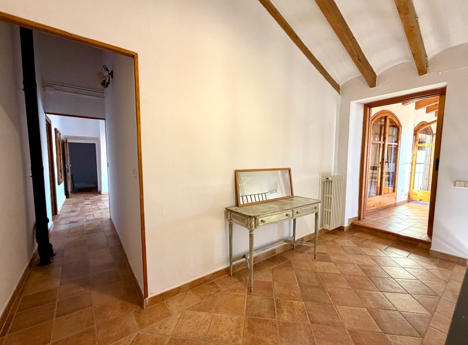 4 slaapkamer Finca/Landhuis te huur in Olerdola met zwembad garage - € 3.500 (Ref: 9956679)
