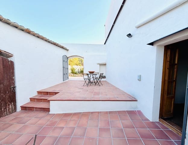 4 slaapkamer Finca/Landhuis te huur in Olèrdola met zwembad garage - € 3.500 (Ref: 9956679)