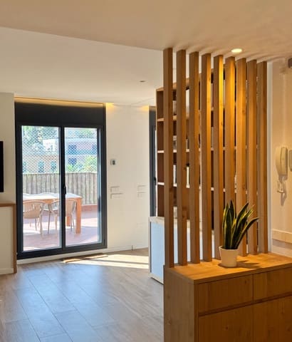 Ático de 4 habitaciones en Barcelona ciudad en venta - 1.595.000 € (Ref: 9976771)