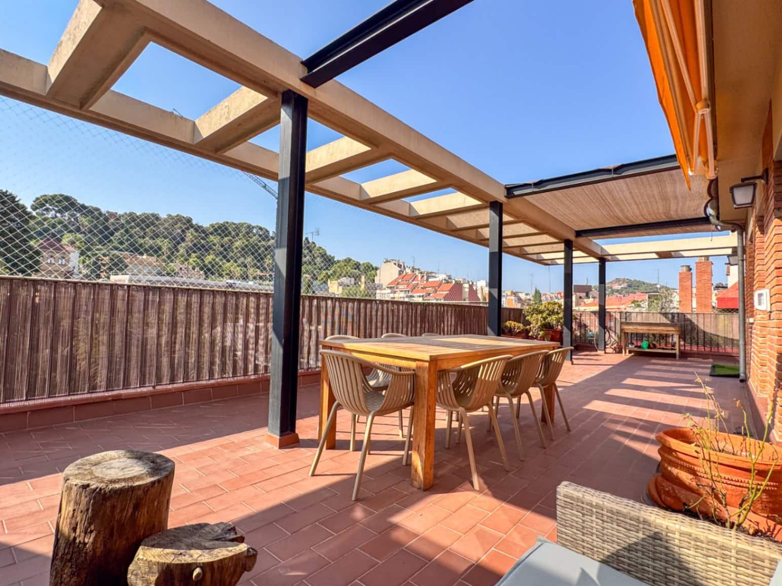 4 bedroom Penthouse for sale in Barcelona city - € 1,595,000 (Ref: 9976771)