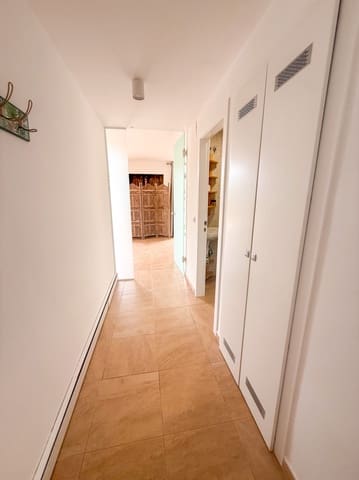 4 soverom Villa til leie i Olivella - € 1 800 (Ref: 9977783)