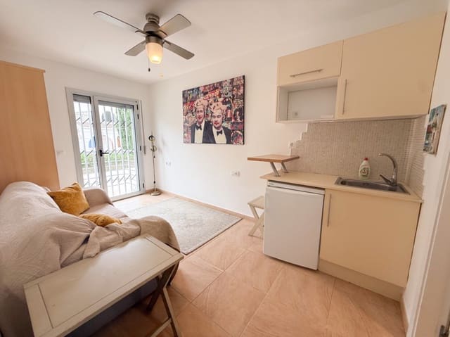 4 soverom Villa til leie i Olivella - € 1 800 (Ref: 9977783)