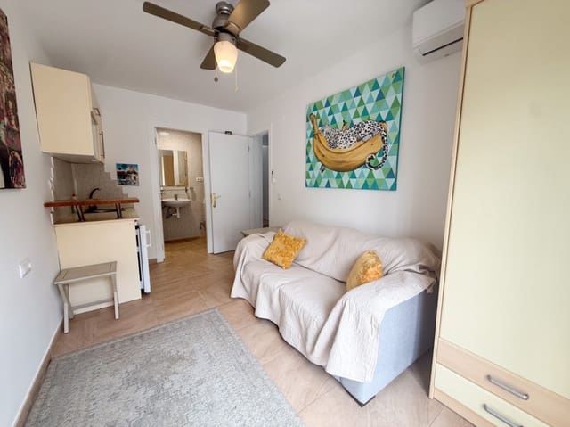 4 soverom Villa til leie i Olivella - € 1 800 (Ref: 9977783)