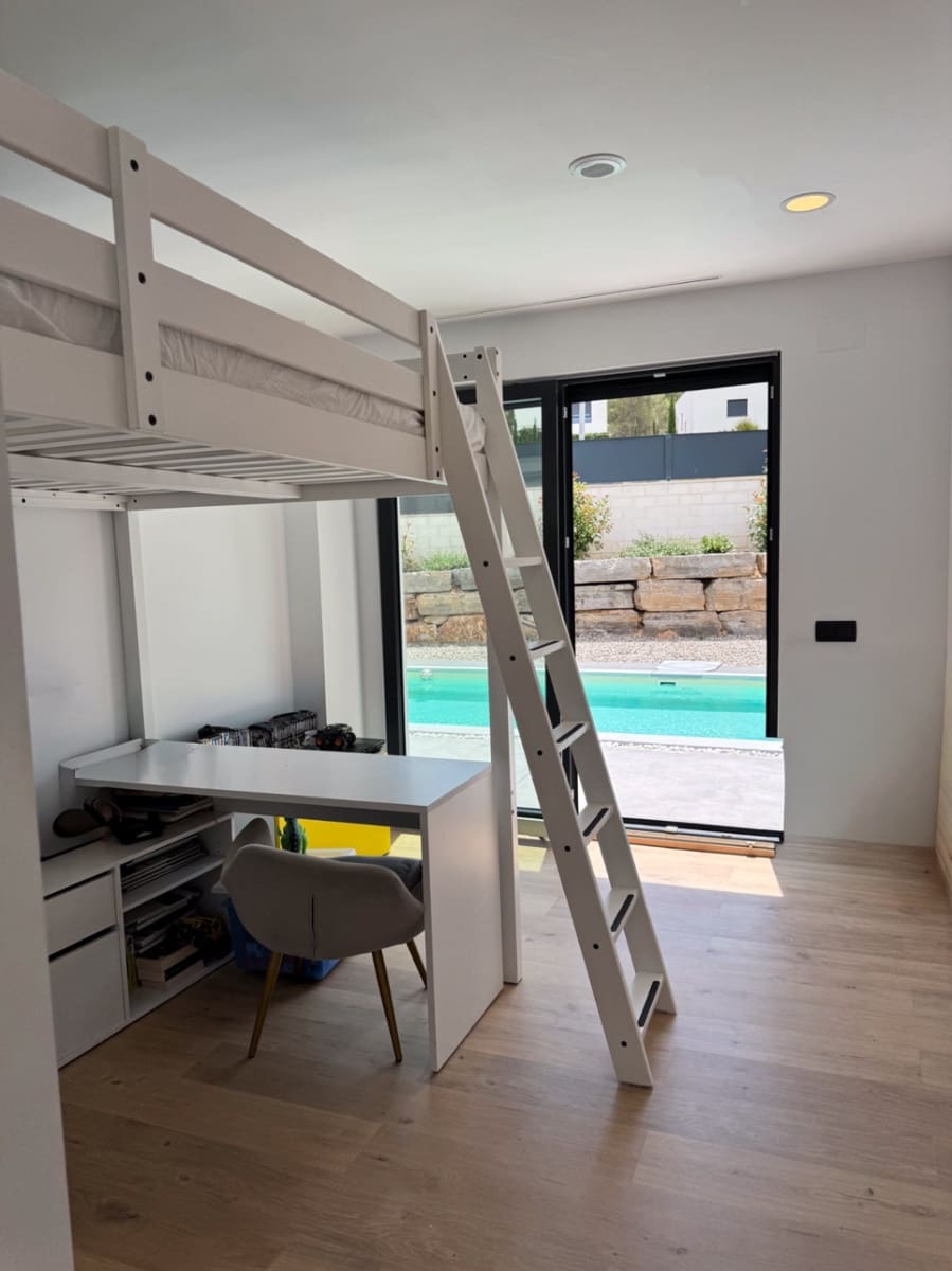 4 soverom Villa til salgs i Sant Pere de Ribes med svømmebasseng garasje - € 1 100 000 (Ref: 9993603)