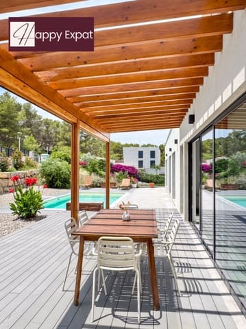 4 soverom Villa til salgs i Sant Pere de Ribes med svømmebasseng garasje - € 1 100 000 (Ref: 9993603)
