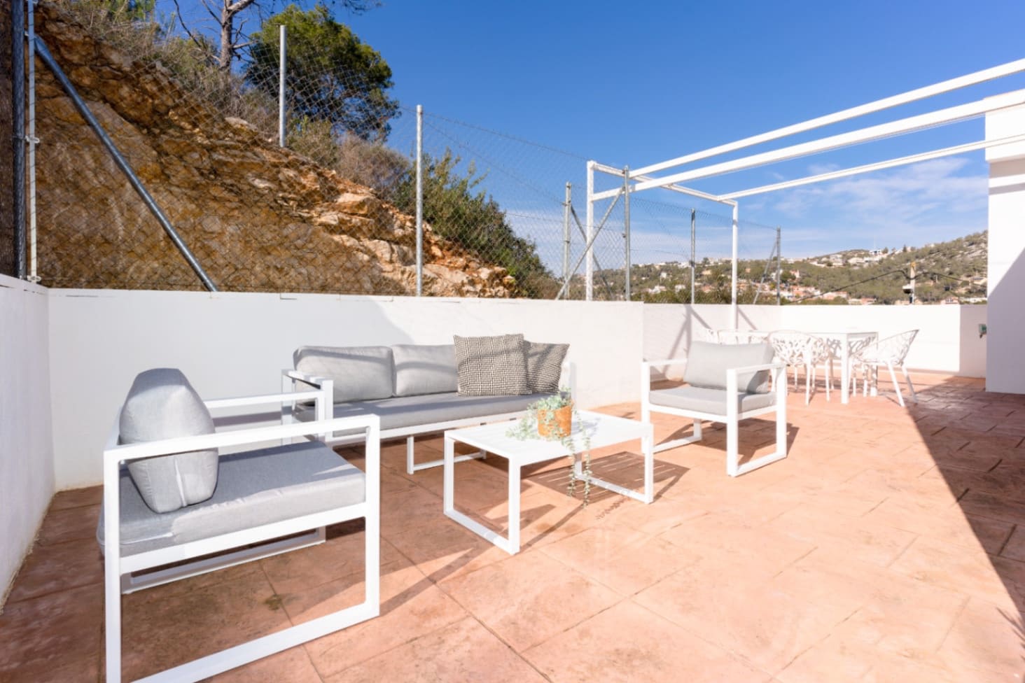 4 camera da letto Villa in vendita in Olivella con piscina garage - 450.000 € (Rif: 9999447)