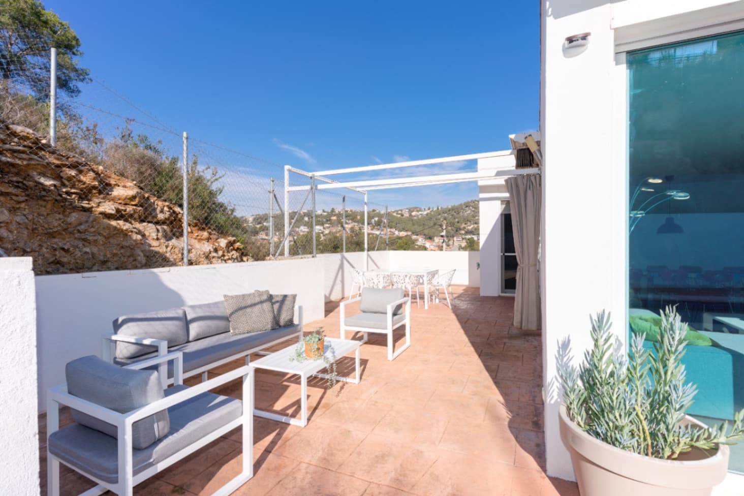 4 camera da letto Villa in vendita in Olivella con piscina garage - 450.000 € (Rif: 9999447)