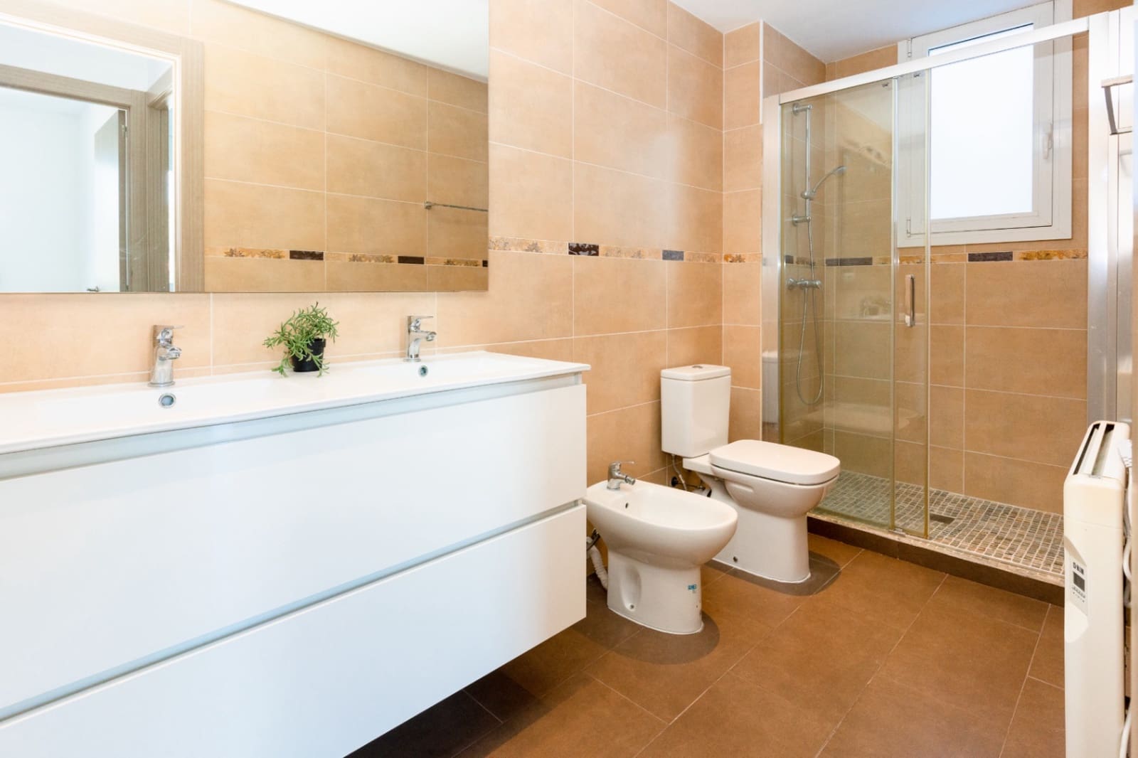 4 camera da letto Villa in vendita in Olivella con piscina garage - 450.000 € (Rif: 9999447)
