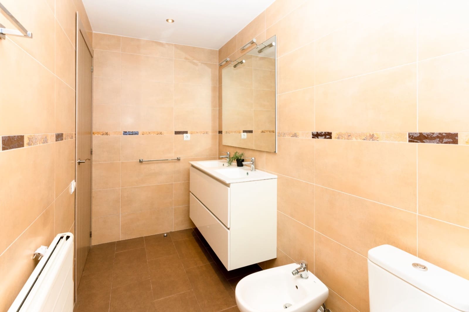 4 camera da letto Villa in vendita in Olivella con piscina garage - 450.000 € (Rif: 9999447)