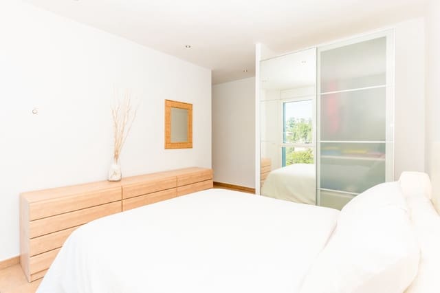 4 camera da letto Villa in vendita in Olivella con piscina garage - 450.000 € (Rif: 9999447)