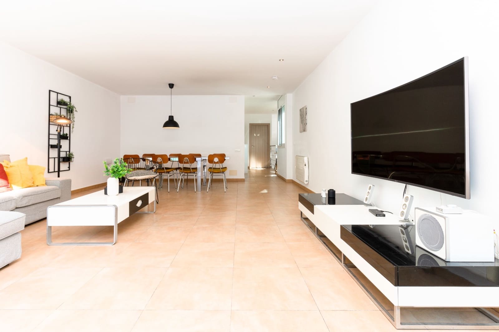 4 camera da letto Villa in vendita in Olivella con piscina garage - 450.000 € (Rif: 9999447)