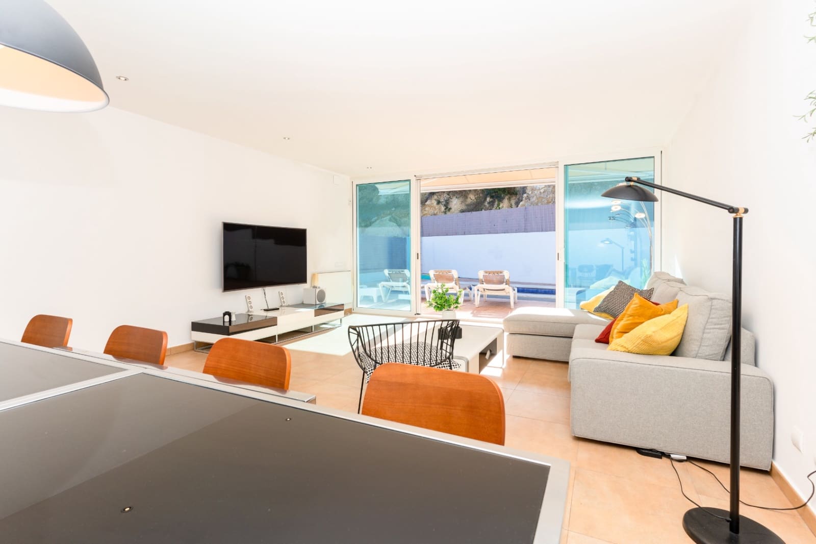 4 camera da letto Villa in vendita in Olivella con piscina garage - 450.000 € (Rif: 9999447)