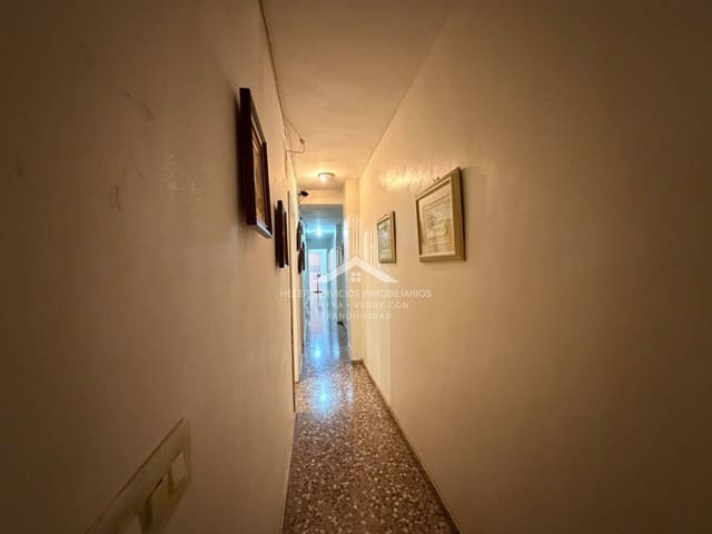 4 quarto Apartamento para venda em Castelló de la Plana - 220 000 € (Ref: 10021891)