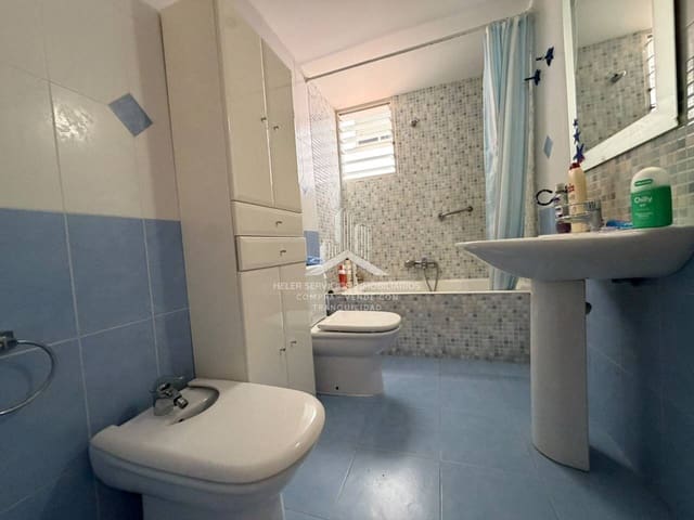 4 quarto Apartamento para venda em Castelló de la Plana - 220 000 € (Ref: 10021891)