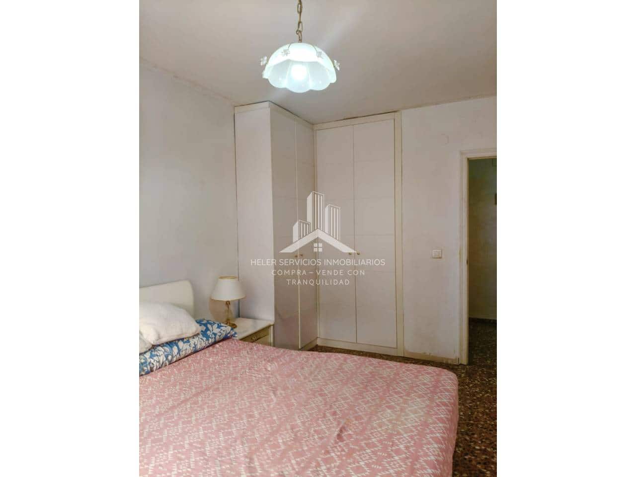 4 quarto Apartamento para venda em Castello de la Plana - 220 000 € (Ref: 10021891)