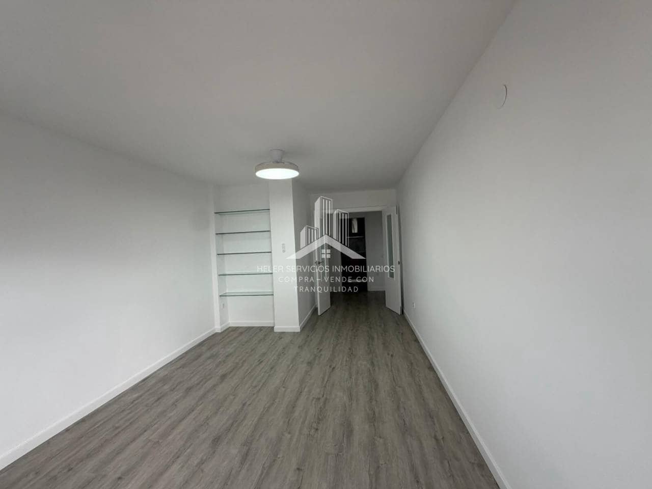 4 slaapkamer Flat te huur in Castello de la Plana - € 1.200 (Ref: 10034767)