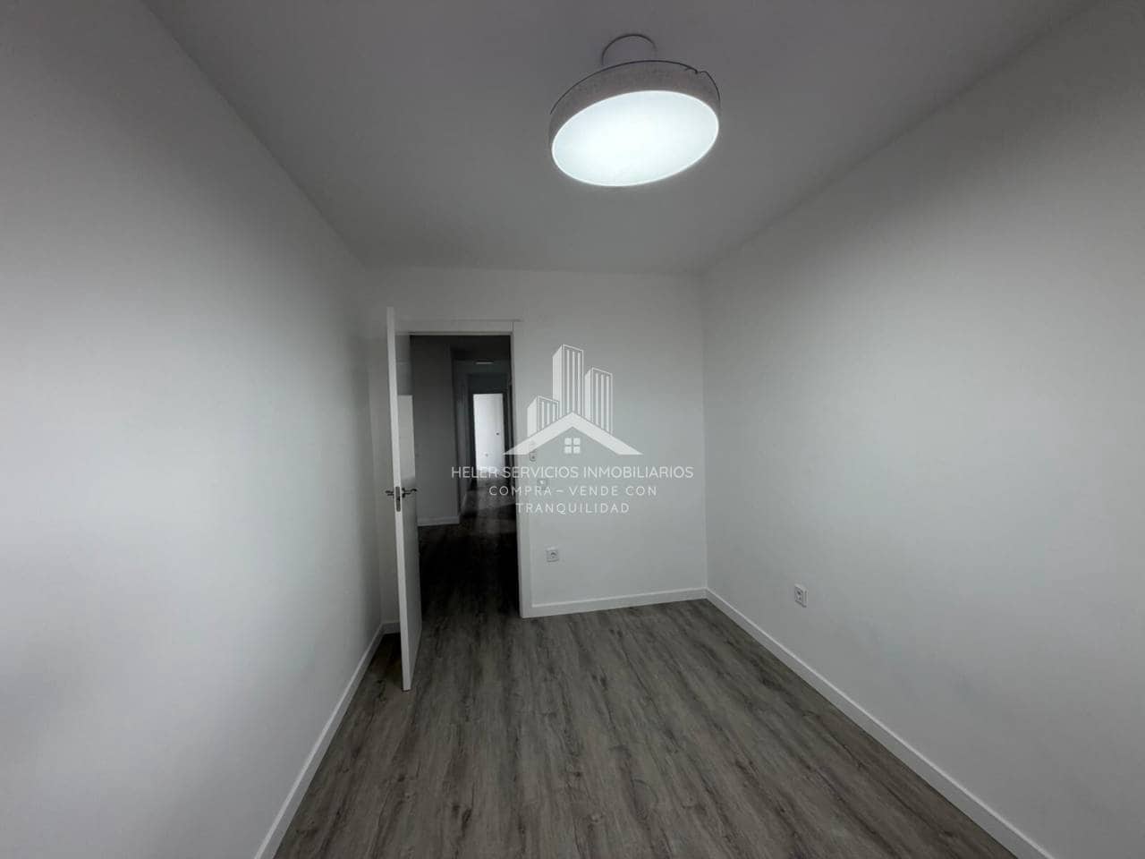 4 slaapkamer Flat te huur in Castello de la Plana - € 1.200 (Ref: 10034767)