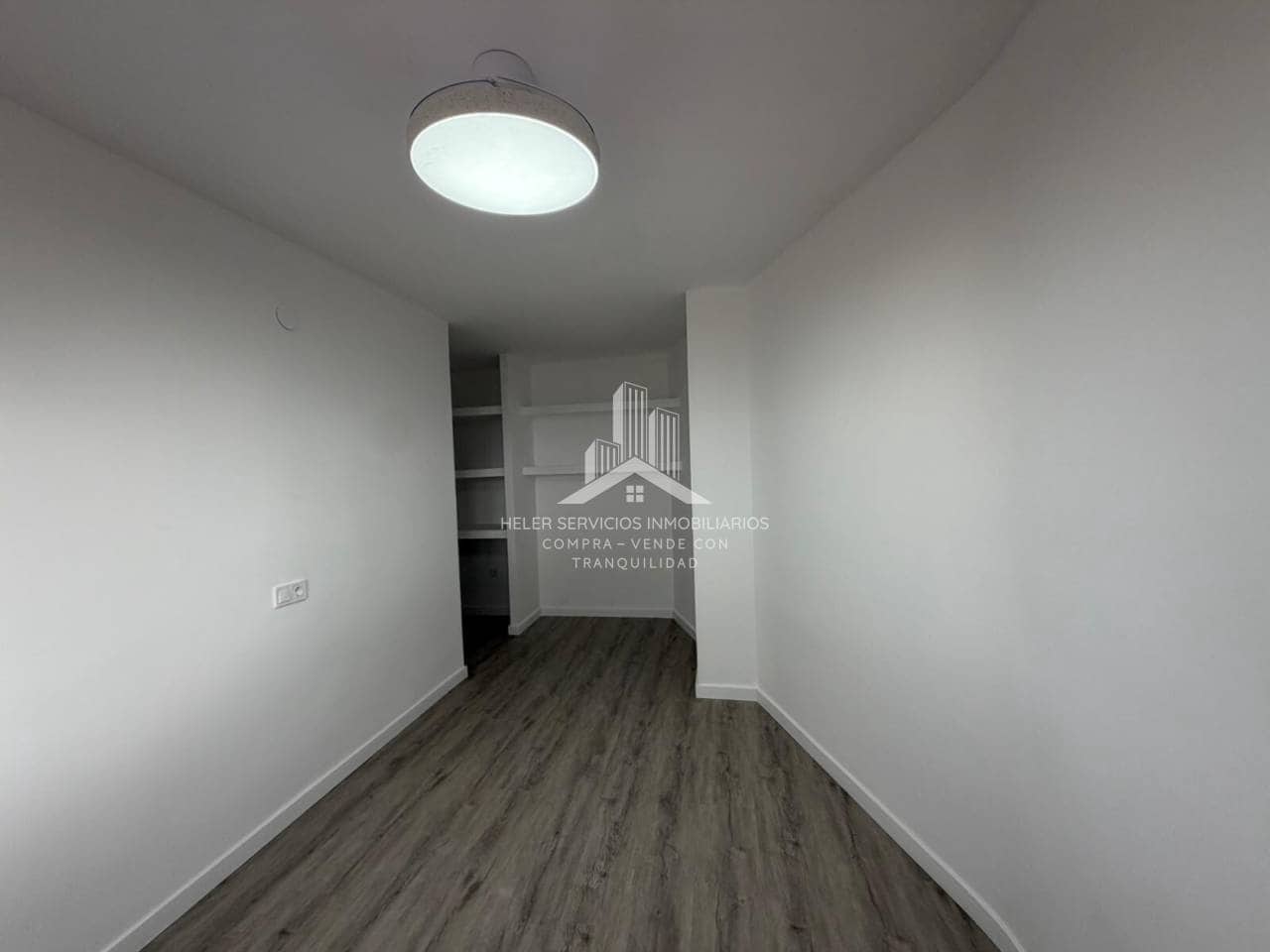4 slaapkamer Flat te huur in Castello de la Plana - € 1.200 (Ref: 10034767)