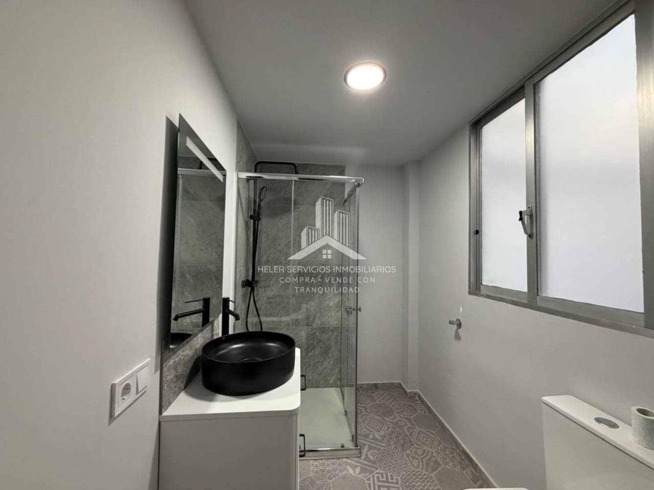 Appartement de 4 chambres à louer à Vila-real - 350 € (Ref: 10034768)