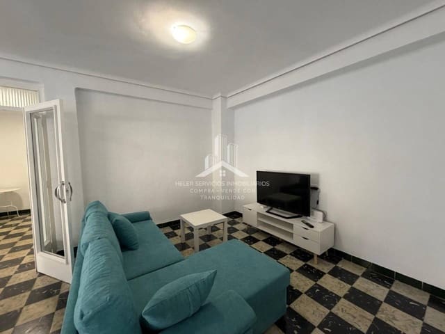 Piso de 4 habitaciones en Vila-real en alquiler - 350 € (Ref: 10034768)
