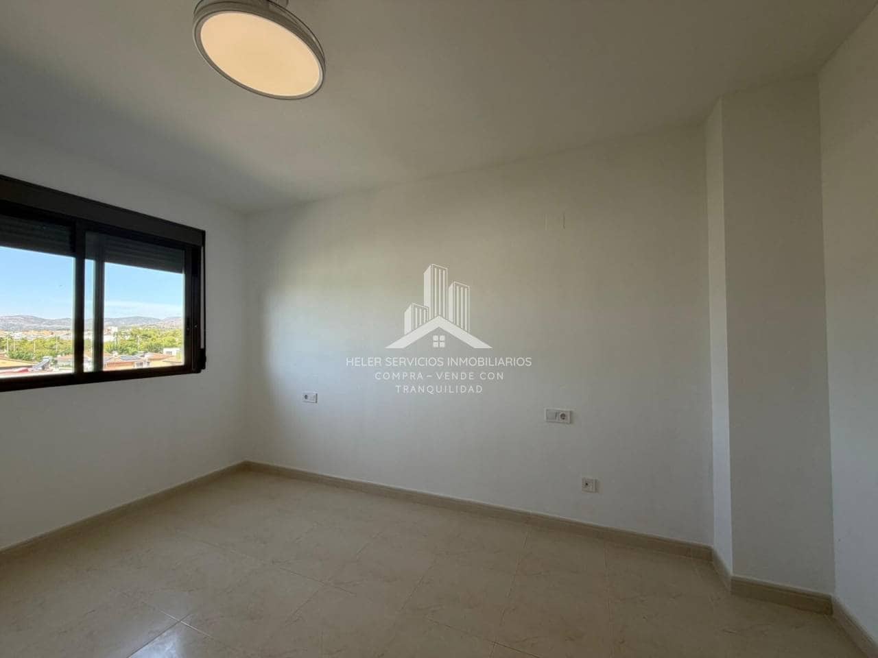 3 sovrum Lägenhet till salu i Castello de la Plana med garage - 268 000 € (Ref: 10040276)