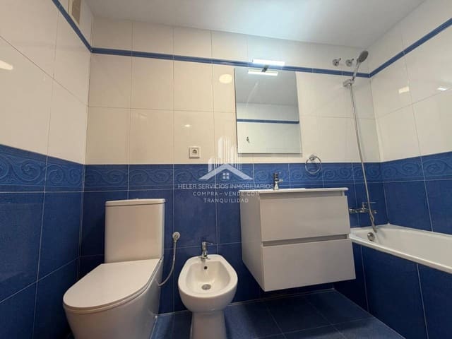 3 sovrum Lägenhet till salu i Castelló de la Plana med garage - 268 000 € (Ref: 10040276)