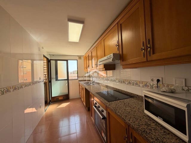 3 sovrum Lägenhet till salu i Castelló de la Plana med garage - 268 000 € (Ref: 10040276)