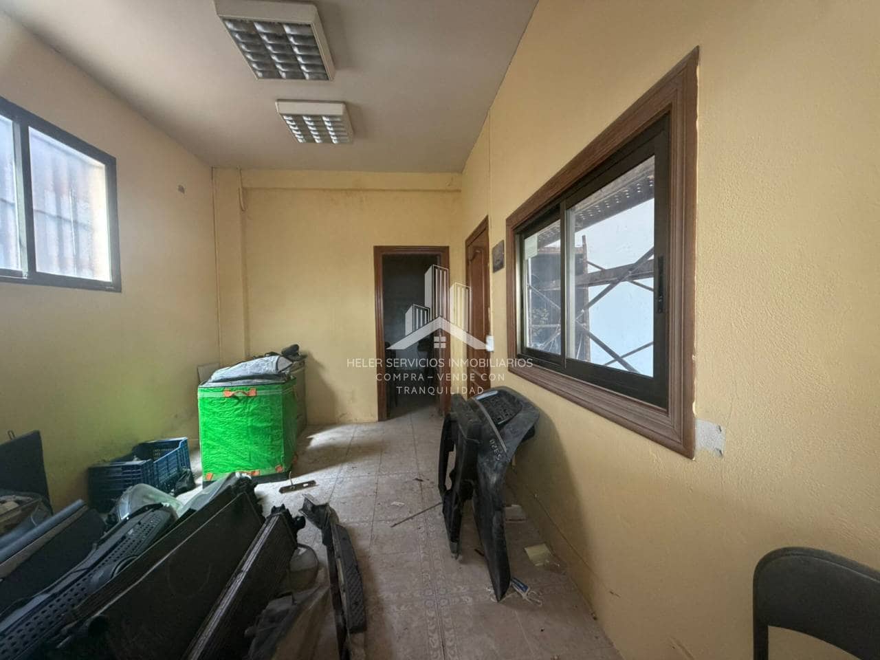 Kommersiell till salu i Les Alqueries / Alquerias del Nino Perdido - 160 000 € (Ref: 10042300)