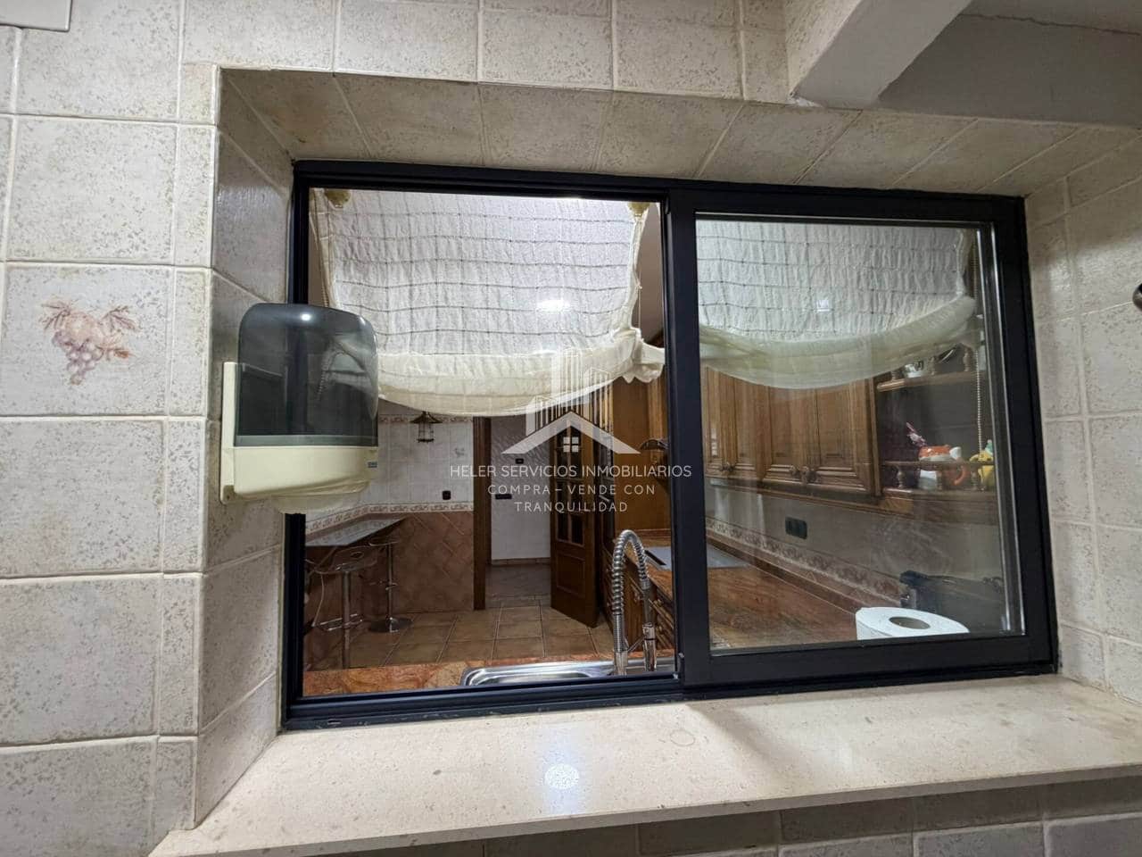 4 bedroom Flat for sale in Burriana / Borriana - € 290,000 (Ref: 10046591)