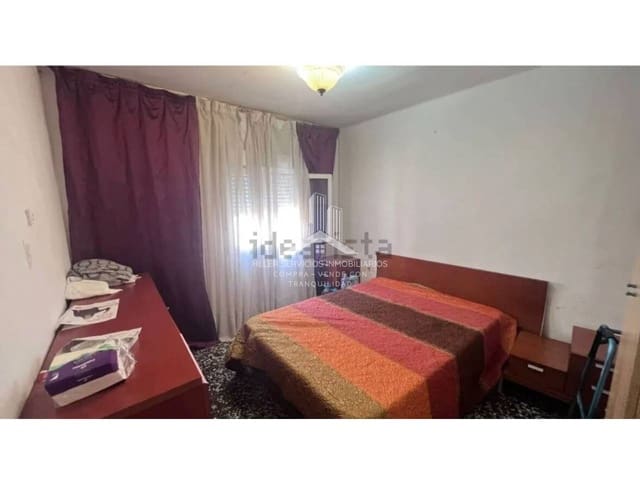 3 chambre Appartement à vendre à Castelló de la Plana - 83 000 € (Ref: 10048649)