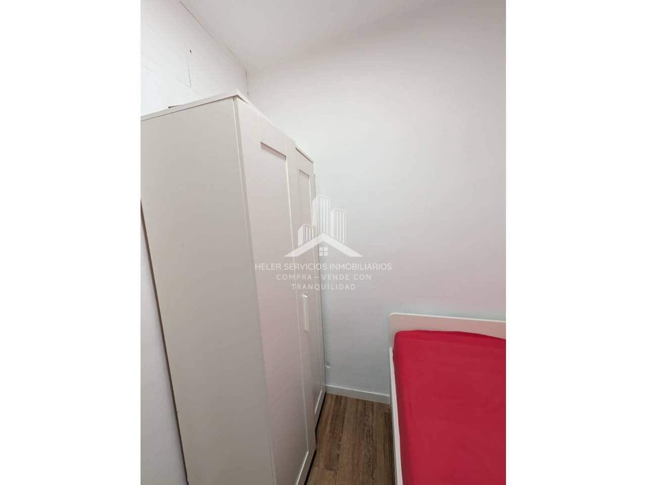 3 bedroom Flat for sale in Castello de la Plana - € 119,600 (Ref: 9844731)