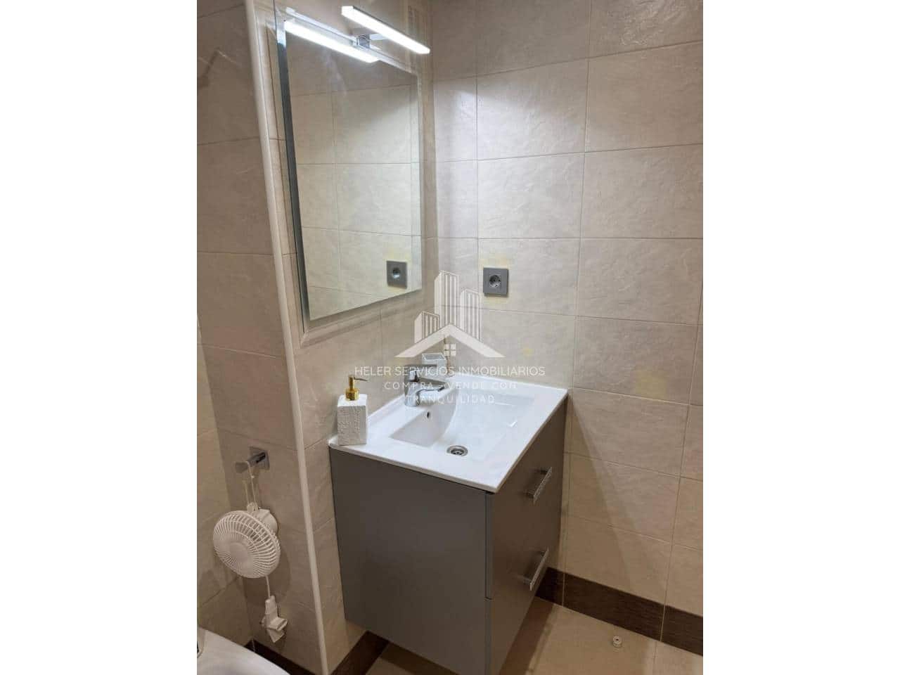 2 bedroom Flat for sale in Oropesa  with pool - € 170,000 (Ref: 9844732)