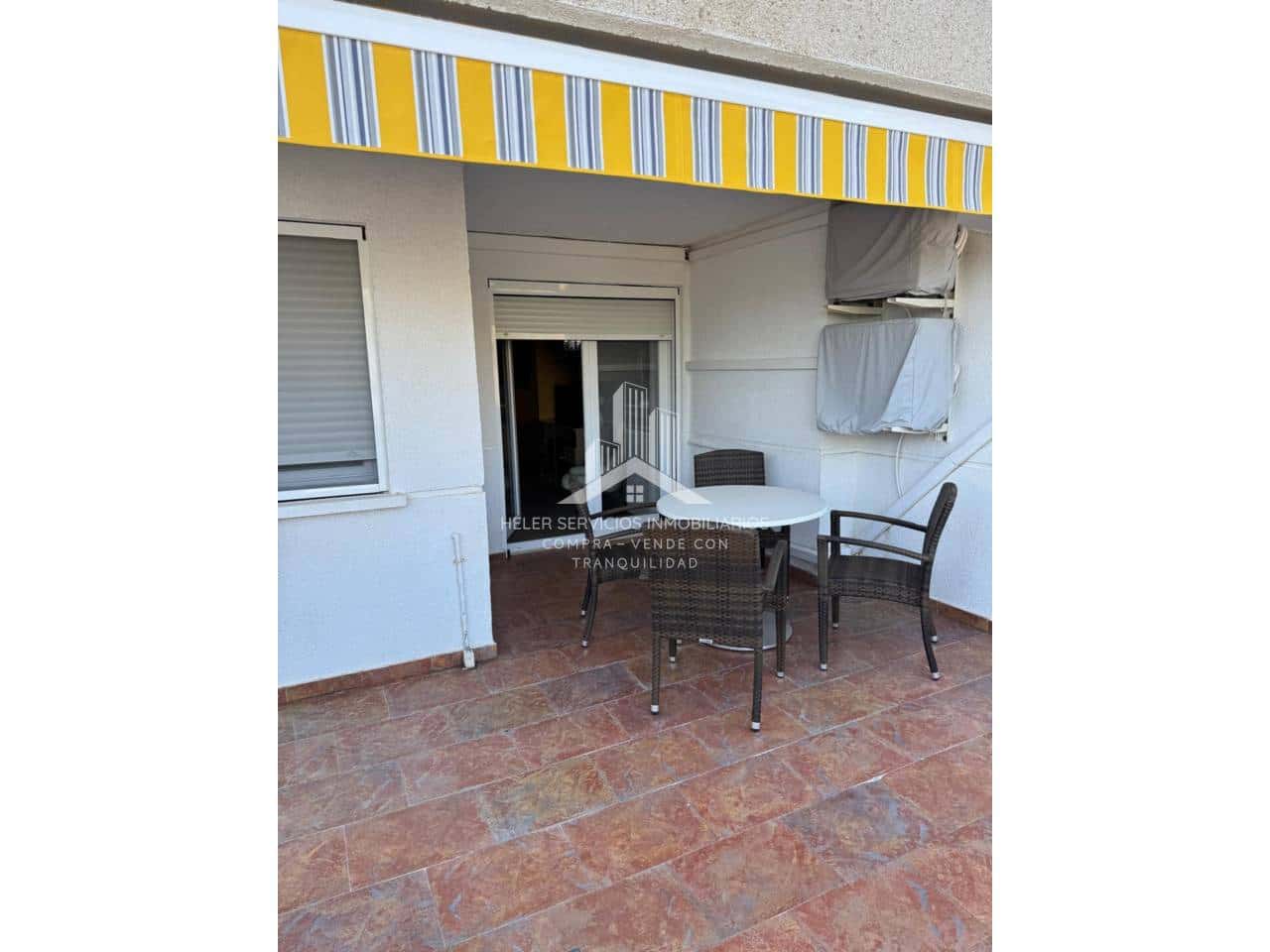 2 bedroom Flat for sale in Oropesa  with pool - € 170,000 (Ref: 9844732)