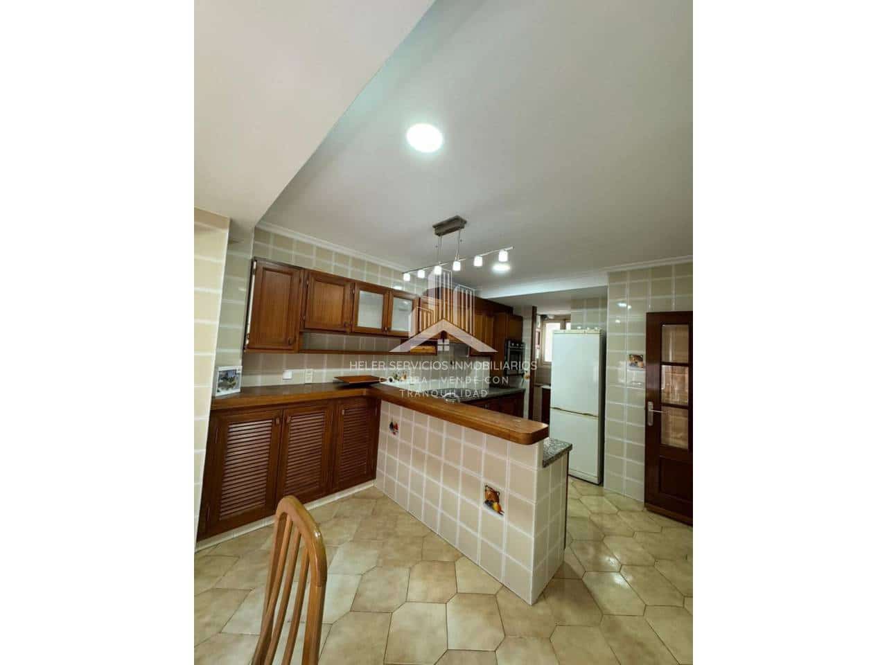 4 bedroom Flat for sale in Onda - € 150,000 (Ref: 9844733)