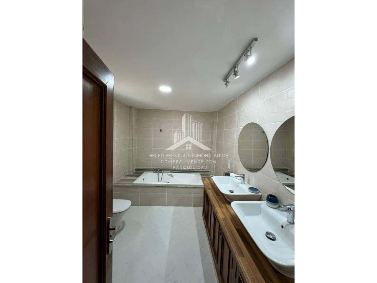 4 bedroom Flat for sale in Onda - € 150,000 (Ref: 9844733)
