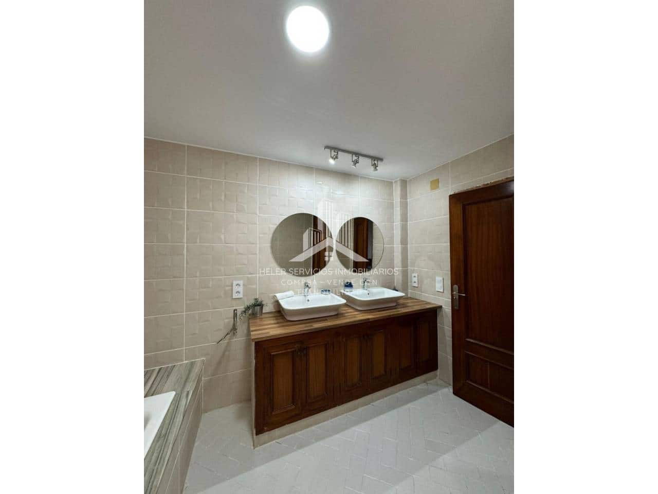 4 bedroom Flat for sale in Onda - € 150,000 (Ref: 9844733)
