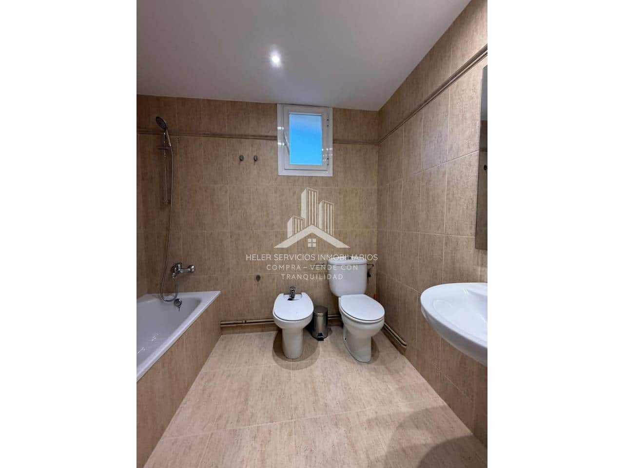 2 bedroom Flat for sale in Castello de la Plana - € 175,000 (Ref: 9844734)
