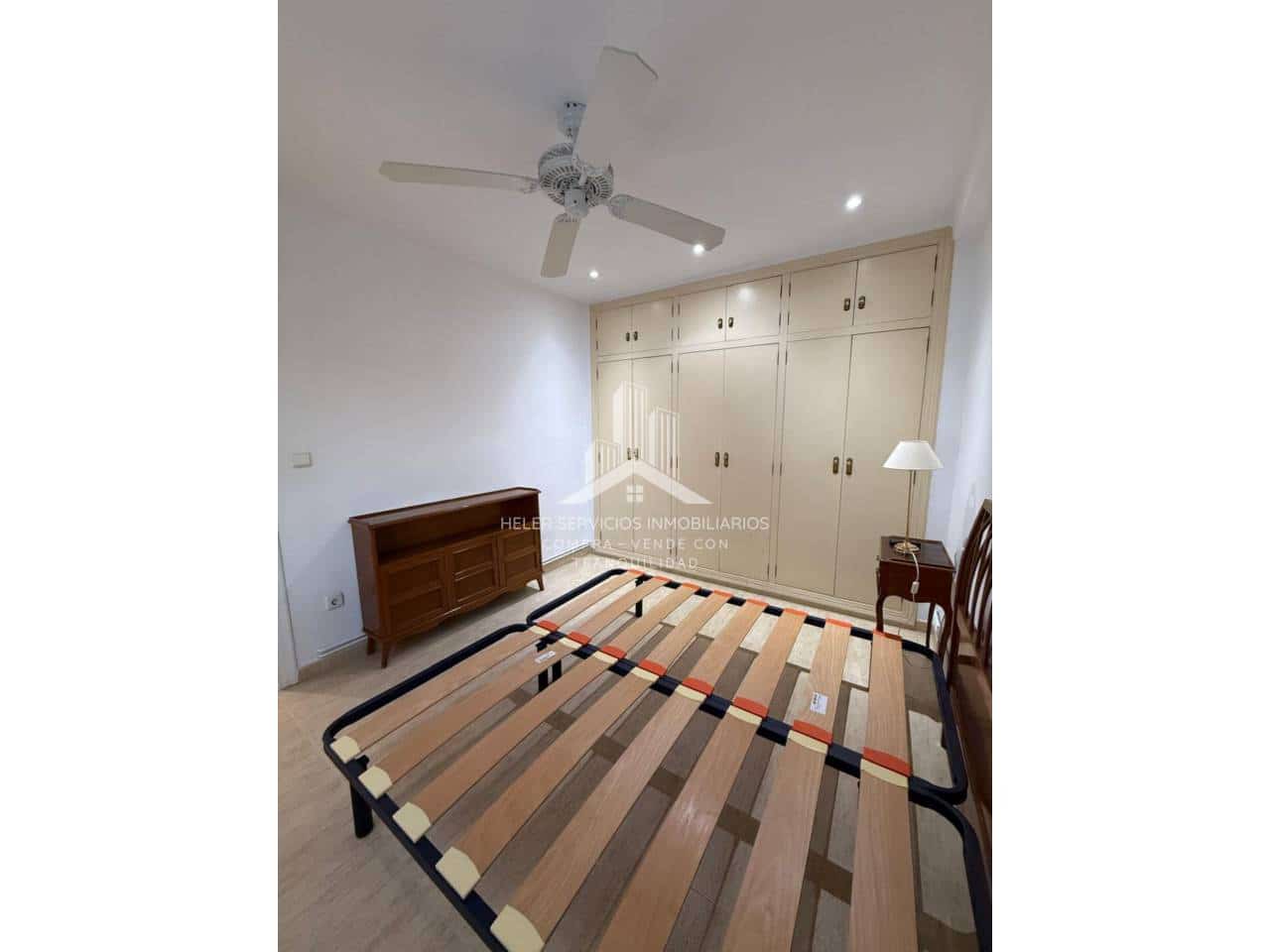 2 bedroom Flat for sale in Castello de la Plana - € 175,000 (Ref: 9844734)