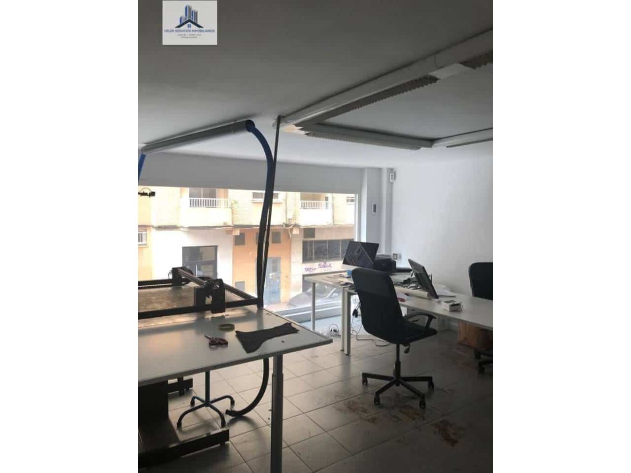 Commercial for sale in Castello de la Plana - € 130,000 (Ref: 9844735)