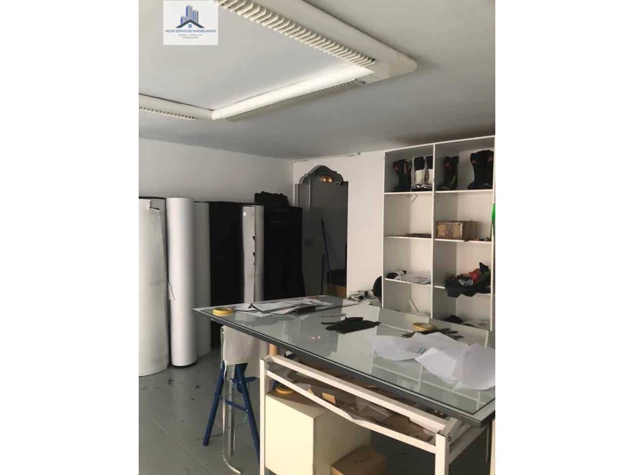 Commercial for sale in Castello de la Plana - € 130,000 (Ref: 9844735)