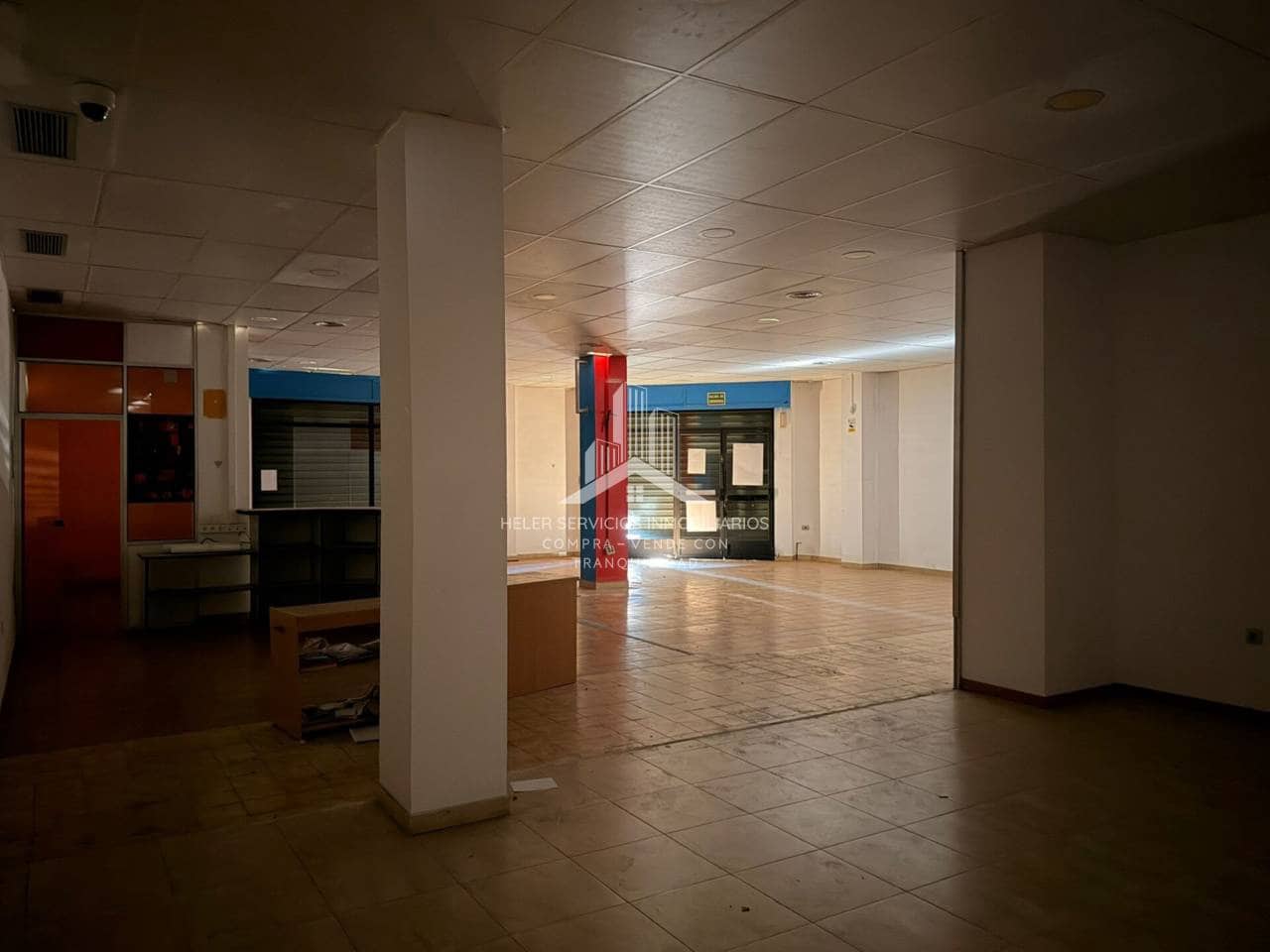 3 bedroom Office for sale in Castello de la Plana - € 75,000 (Ref: 9844737)