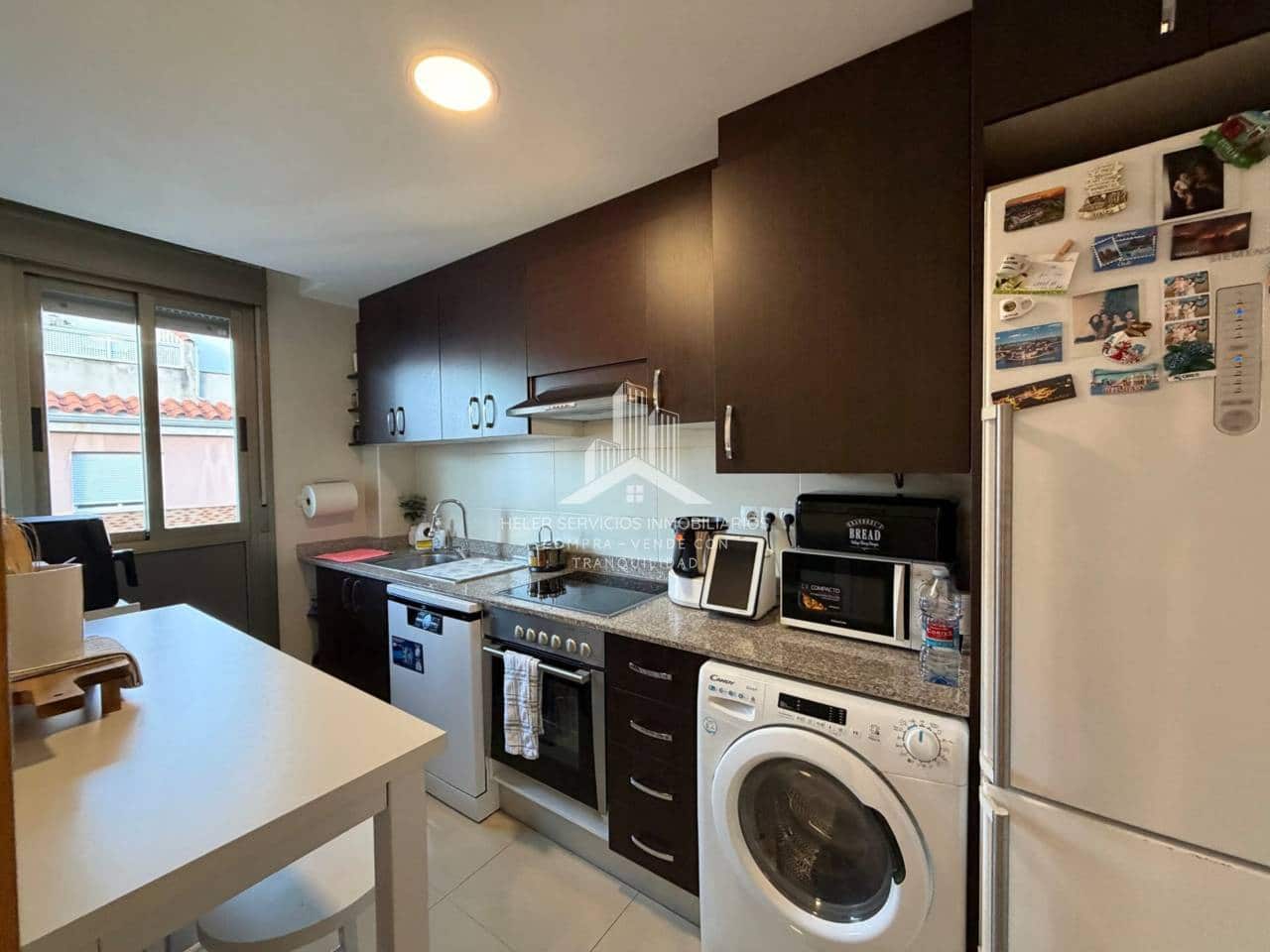 2 bedroom Flat for sale in Castello de la Plana with garage - € 165,000 (Ref: 9844740)