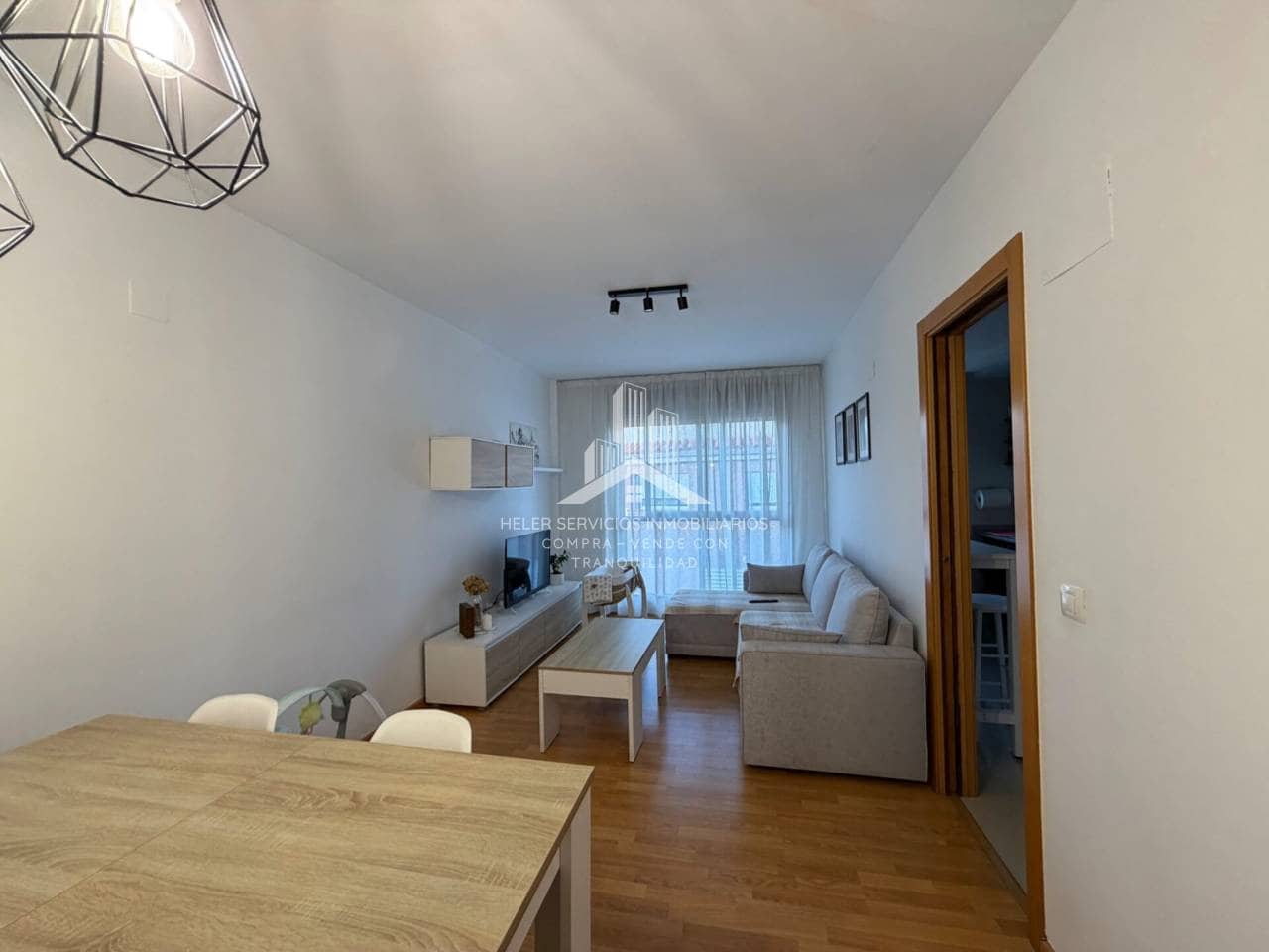 2 bedroom Flat for sale in Castello de la Plana with garage - € 165,000 (Ref: 9844740)
