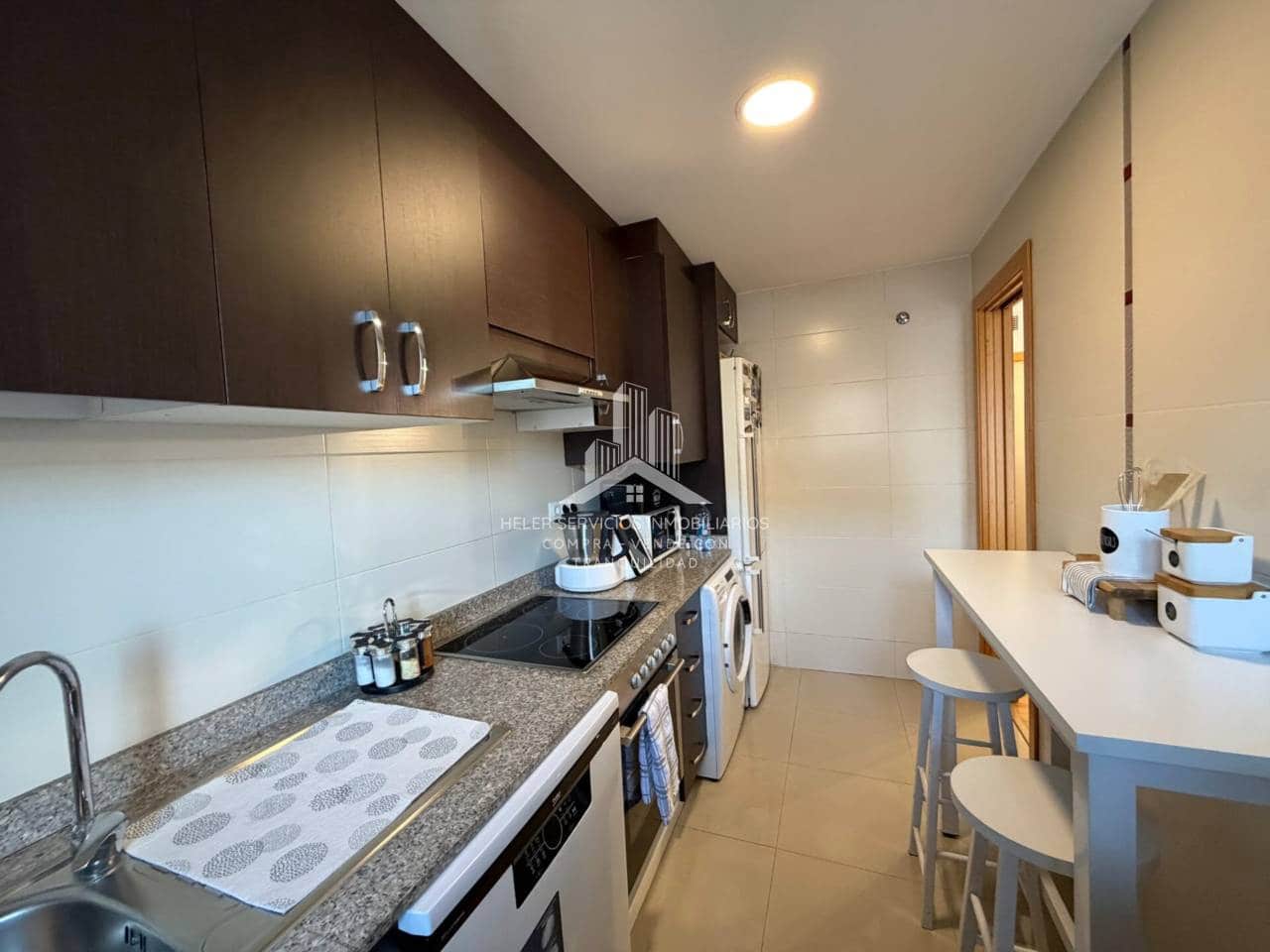 2 bedroom Flat for sale in Castello de la Plana with garage - € 165,000 (Ref: 9844740)