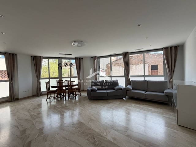 Appartement de 3 chambres à louer à Castelló de la Plana - 1 500 € (Ref: 9844744)