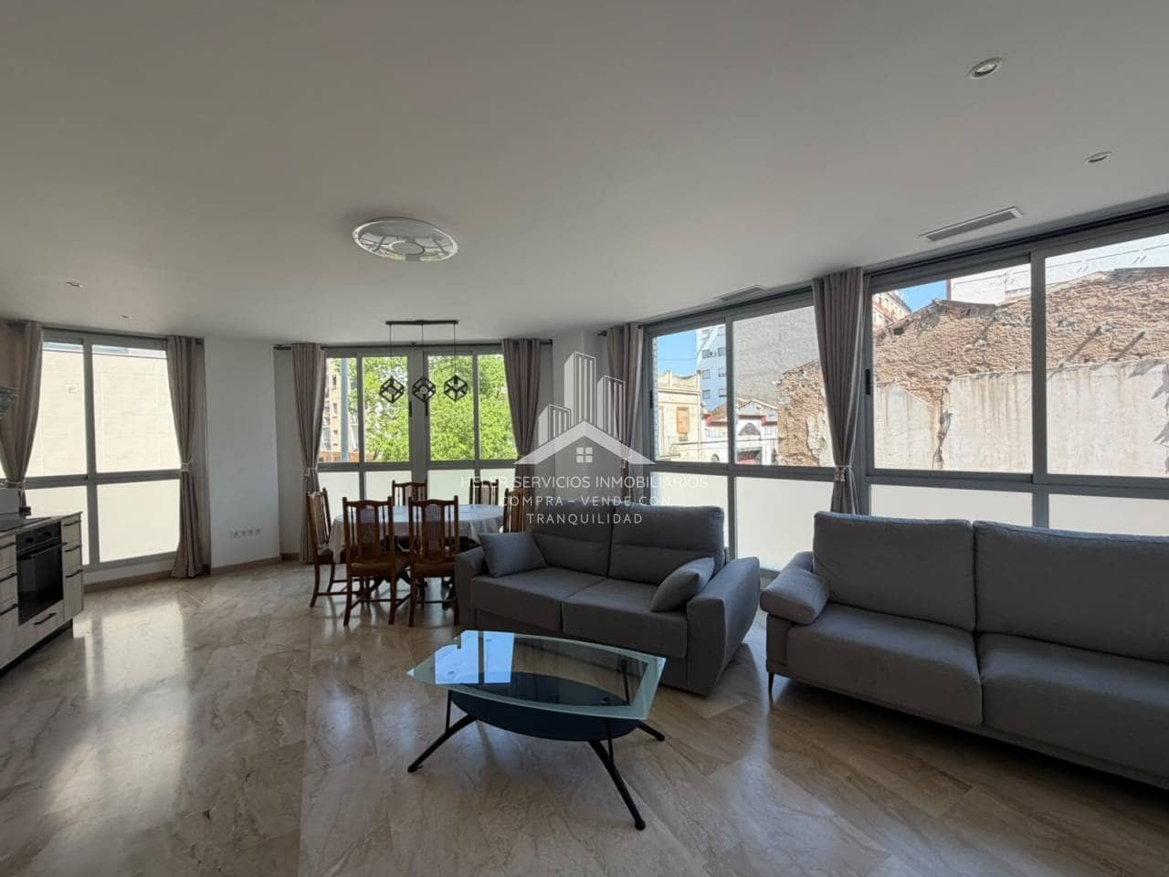 Piso de 3 habitaciones en Castelló de la Plana en alquiler con garaje - 1.500 € (Ref: 9844744)
