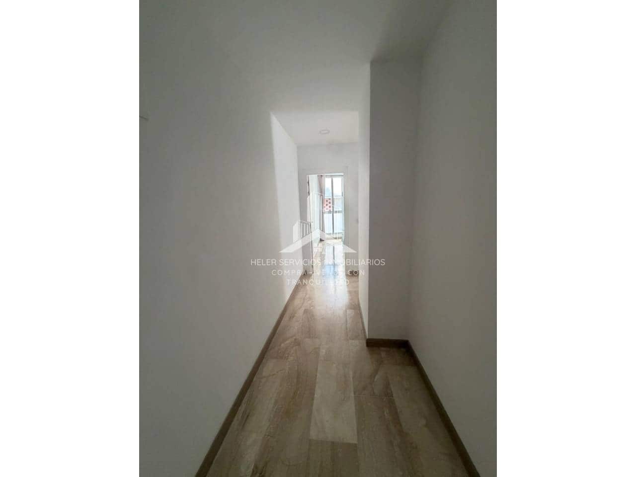 Piso de 3 habitaciones en Castelló de la Plana en alquiler con garaje - 1.500 € (Ref: 9844744)